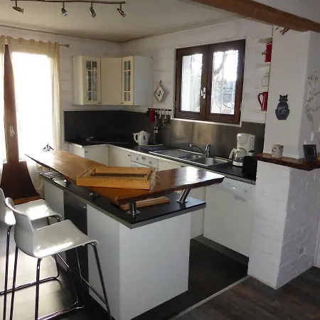 Chalet 80 M2 Et Terrasse *